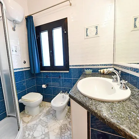 With Private Pool Near Terrauzza * Plemmirio