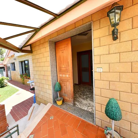 With Private Pool Near Terrauzza Nyaraló Plemmirio